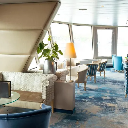 Johann Strauss Ship 4* מאסטריכט