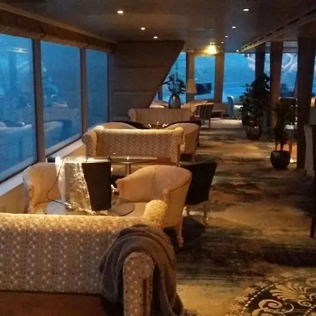 Johann Strauss Ship מלון מאסטריכט